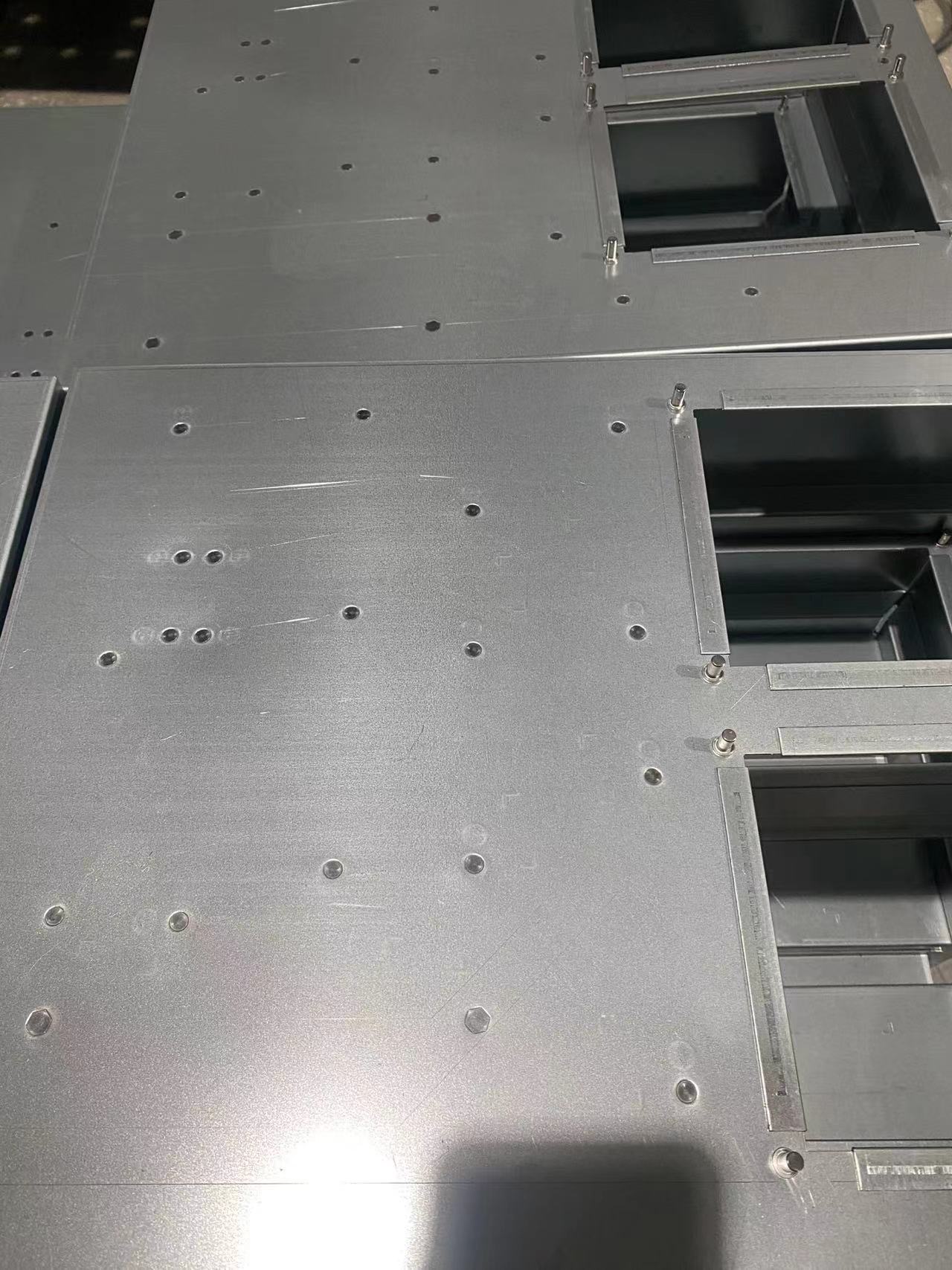 Welding Stud Application (1)