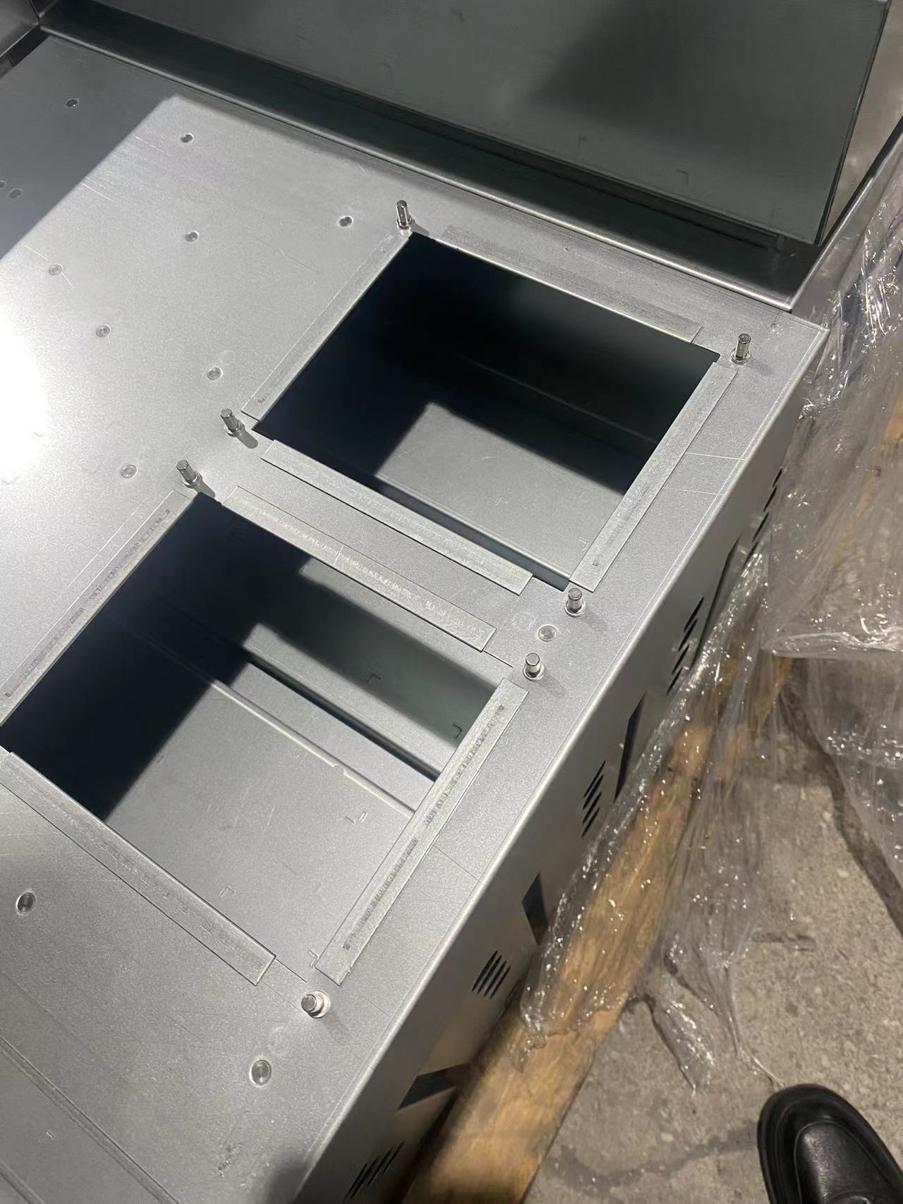 Welding Stud Application (2)